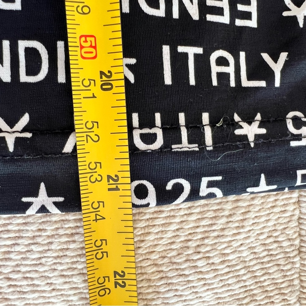 Fendi Roma Italy 1925 Monogram Graffiti Logo Tee Shirt Black XXS - Picture 6 of 7